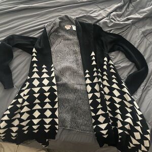 Black and White Geometric Cardigan
